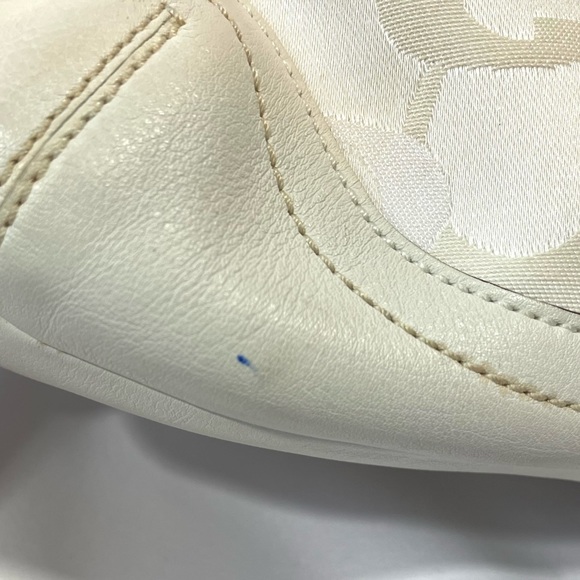 Coach Shoulder Bag - Picture 9 of 10